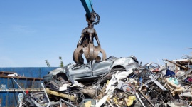 Samochodu życie po życiu – Stena Recycling otwiera STENA AutoZłom BIZNES, Ochrona środowiska - STENA AutoZłom przy ul. Chełmżyńskiej 180 w Warszawie to nowoczesna stacja recyklingu pojazdów, która stawia na komfort i profesjonalną obsługę swoich klientów. Dzięki niej można pozbyć się starego samochodu, nie wychodząc z domu!