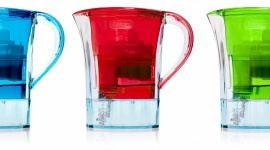 Cleansui: filtry do wody z technologią mikrofiltracji Dom, LIFESTYLE - Cleansui, wiodąca japońska marka w zakresie oczyszczania wody wprowadza w Europie, za pośrednictwem Verbatim, filtry do wody według projektu Guzzini. Aby poprawić jakość wody pitnej, filtry wykorzystują zaawansowaną technologię mikrofiltracji.