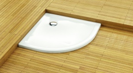 Brodzik prysznicowy – jak wybrać odpowiedni? Dom, LIFESTYLE - Podczas planowania łazienki jedną z ważniejszych kwestii jest wybór odpowiedniej kabiny prysznicowej oraz brodzika.