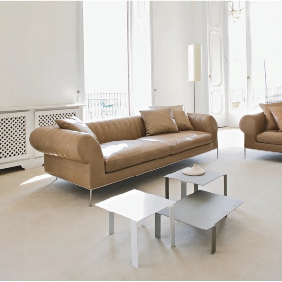 Boże Narodzenie z designem w HEBAN Galeria Ekskluzywnych Mebli Dom, LIFESTYLE - HEBAN Galeria Ekskluzywnych Mebli zaprasza na wyjątkową świąteczną promocję w ramach której aż o 40 % taniej można kupić wybrane meble najbardziej luksusowych światowych marek.