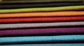 Feeria barw i ponadczasowe struktury – NOWOŚCI od LECH modern fabrics Dom, LIFESTYLE - Za nami zaledwie dwa miesiące nowego roku, a do oferty marki LECH modern fabrics dołączyło już kilka supermodnych kolekcji. AURA, ORION i ATOL to trzy propozycje, które łączy szeroka gama kolorystyczna i niezwykle ciekawa struktura.
