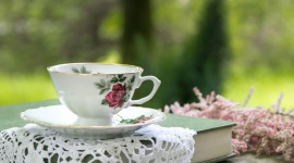 Porcelanowa filiżanka – idealny prezent na Dzień Matki Dom, LIFESTYLE - Wielkimi krokami zbliża się Dzień Matki i znów staniemy przez dylematem co będzie odpowiednim, wyjątkowym podarkiem. Zobaczcie jakie rozwiązania przygotowały Polskie Fabryki Porcelany Ćmielów i Chodzież S.A.