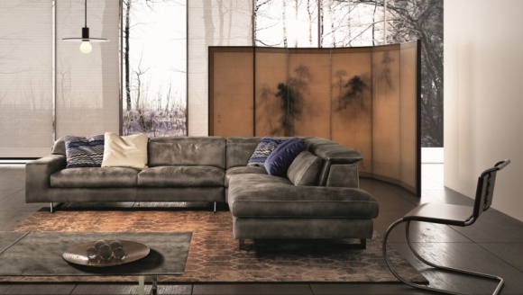 Z zamiłowania do wygody Dom, LIFESTYLE - Sofy mają sprzyjać relaksowi, dlatego tak ważna jest w ich przypadku wygoda, która w parze z estetyką wykonania czynią te meble idealnie nadającymi się do salonu.