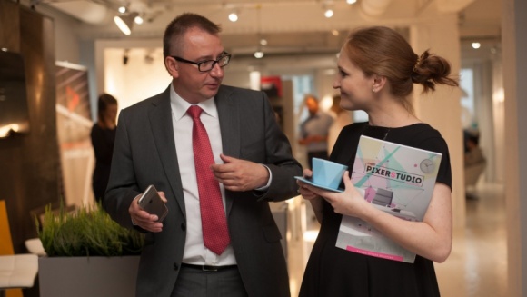 Otwarta furtka dla designu. Dom, LIFESTYLE - Wywiad udzielony podczas 9. edycji OKK! design przez Dariusza Wichera, dyrektora handlowego firmy Everspace