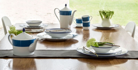 Zabierz porcelanę na piknik i stwórz wakacyjną atmosferę jak z obrazk Dom, LIFESTYLE - Korzystając z letniego słońca warto zaplanować piknik w otoczeniu zieleni i podarować sobie chwilę odprężenia.