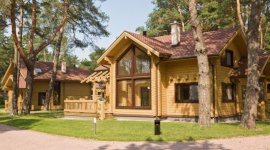 Domy z Finlandii w Polsce Dom, LIFESTYLE - Nowoczesne technologie, najlepsze gatunkowo drewno pozyskiwane z północy Finlandii, wyjątkowa architektura oraz profesjonalizm to cechy charakterystyczne dla domów z bali marki Kontio.