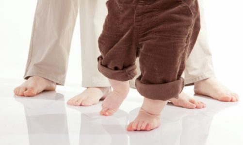 Polacy lubią chodzić boso – firma TECE prezentuje wyniki badania