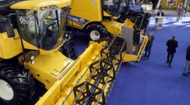 New Holland na AGROTECH. Lider sprzedaży ciągników pokaże nowości Rolnictwo, BIZNES - Sezon wiosenny rozpocznie Międzynarodowa Wystawa Targów Rolniczych AgroTech. 17-19 marca 2017 r. w Kielcach pojawią się producenci maszyn i sprzętu rolniczego, wśród nich – New Holland, lider sprzedaży ciągników rolniczych. Atrakcji, jak zwykle, nie zabraknie.