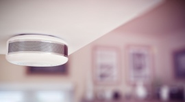 Inteligentna kuchnia? Stwórz ją w 4 krokach Dom, LIFESTYLE - Steruj sprzętem AGD z poziomu smartfona, zapomnij o poruszaniu się w nocy po omacku i kontroluj stan zużywanej energii - domowa automatyka wkracza do kuchni.