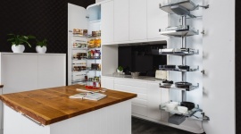 Serdecznie zapraszamy do salonów pokazowych firmy Peka Dom, LIFESTYLE - Planujesz nową kuchnię i szukasz najlepszych pomysłów na organizację jej przestrzeni? A może robisz remont i zastanawiasz się jakie meble i rozwiązania pod zabudowę wybrać, aby stworzyć ergonomiczne i wygodne wnętrze? Mamy dla Ciebie dobrą wiadomość.