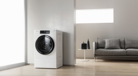 Nie musisz pamiętać o odmierzaniu detergentu przy każdym praniu Dom, LIFESTYLE - Ubrania posegregowane, rzeczy lądują w bębnie i czeka Cię wybór odpowiedniego detergentu. Zamiast szukać instrukcji na opakowaniach i oceniać wagę wsadu, zdaj się na profesjonalne urządzenie.