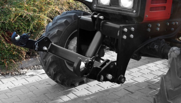 Trzypunktowy układ zawieszenia (TUZ) – kat II Rolnictwo, BIZNES - Obok licznych maszyn rolniczych jakie swoim klientom proponuje Metal–Fach, w ofercie firmy znajdują się również akcesoria do maszyn. Jednym z nich jest trzypunktowy układ zawieszenia (TUZ).