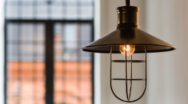 Loftowy duch industrialu Dom, LIFESTYLE - Minimalistyczne, surowe i industrialne. Gdy romansują z nowoczesnym designem, nie sposób przejść obok nich obojętnie. Lofty – marzenie indywidualistów, którzy nie boją się odważnych rozwiązań.