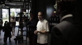 Cook Story by Samsung – nowe miejsce dla amatorów kulinarnych wrażeń Dom, LIFESTYLE - Cook Story by Samsung to nowe miejsce na kulinarnej mapie Warszawy. Samsung Electronics Polska otwiera wyjątkowy showroom połączony ze szkołą gotowania.