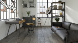 Inspiracje drewnem w wielkim formacie. Nowe kolekcje marki Paradyż Dom, LIFESTYLE - Ceramika Paradyż wprowadza trzy nowe kolekcje płytek ceramicznych Tammi, Roble i Aveiro, których inspiracją do stworzenia była struktura drewna. Nowe kolekcje powstały z myślą o ogrzewaniu podłogowym, a ich doskonałe parametry potwierdzają wyniki z przeprowadzonych badań.