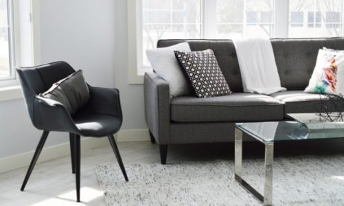 Wnętrzarskie SOS: zakrywamy plamy na ścianach