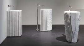 Kontrowersyjne… znaczy piękne?! Dom, LIFESTYLE - Umywalka Controverso to propozycja innowacyjnego, a jednocześnie awangardowego spojrzenia na przedmioty użytkowe, które mogą być dowolnie personalizowane przez ich właścicieli. Powstała z białego marmuru Carrara, a zaprojektował ją Paolo Ulian dla marki Antonio Lupi.