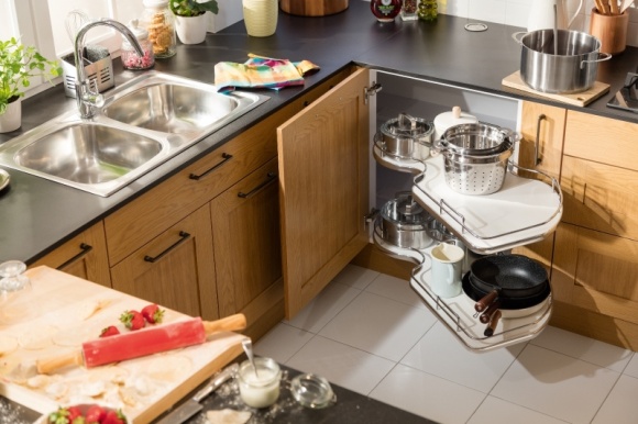 Czas podsumowań – wnętrza w 2017 roku Dom, LIFESTYLE - Już nie surowy styl, a ciepłe pomieszczenia. Między innymi to zaliczało się do najpopularniejszych wnętrzarskich rozwiązań 2017 roku. Jakie jeszcze trendy pojawiły się na rynku?