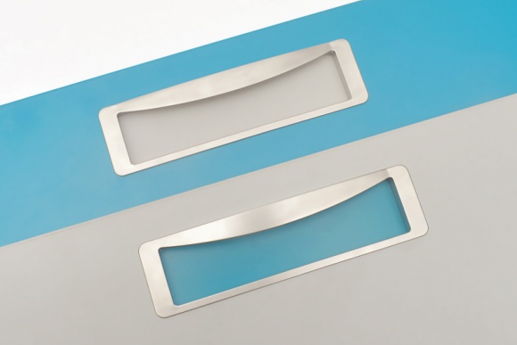 Odrobina koloru na poprawę humoru Dom, LIFESTYLE - Imponująco rozwija się nie tylko asortyment uchwytów tradycyjnych. Również w sekcji uchwytów wpuszczanych pojawiają się nowe, pomysłowe rozwiązania, które pozwalają uatrakcyjnić zabudowę meblową i tworzyć efektowne aranżacje.