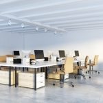 Uniwersalne białe wnętrza z farbami Dekoral Silver