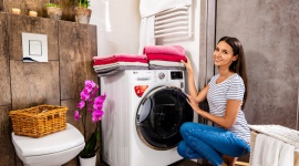 NOWE MOŻLIWOŚCI URZĄDZEŃ AGD, DZIĘKI WYKORZYSTANIU PARY WODNEJ Dom, LIFESTYLE - LG przedstawia pralki z technologią True Steam, nową kategorię suszarek, a także innowacyjny LG Styler – unikalne urządzenie, które za pomocą pary dba o Twoje ubrania.