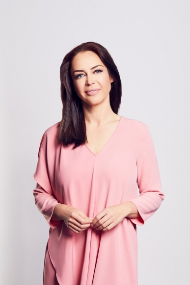 Obowiązki domowe – czy doceniamy wkład naszego partnera w ich wykonywanie? Dom, LIFESTYLE - #DoItTogether, czyli #ZróbmyToRazem, to idea, która zachęca pary i rodziny do wspólnego wykonywania obowiązków domowych.