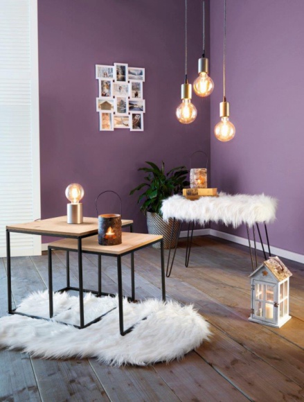 Od skandynawskiego minimalizmu po przytulną nostalgię shabby chic. Dom, LIFESTYLE - Styl skandynawski z powodzeniem święci triumfy we wnętrzach od dobrych kilku lat, chociaż tak naprawdę narodził się dobre 100 lat temu. Wciąż zachwycamy się tym minimalizmem, prostotą i funkcjonalnością, stanowiącą świetną bazę do przeróżnych dodatków dekoracyjnych.