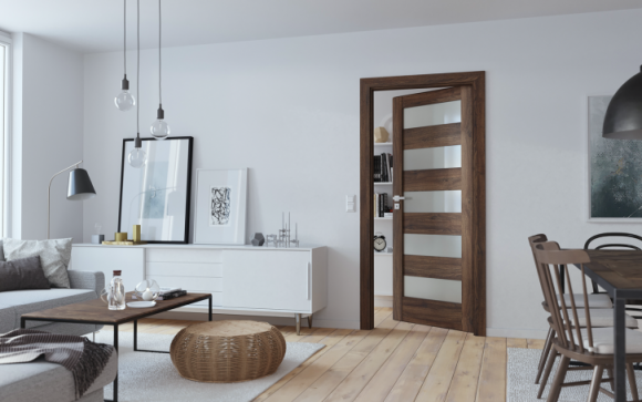 Naturalne kolory drewna otulą zimowe wnętrza Dom, LIFESTYLE - Wnętrza urozmaicone odcieniami drewna nabiorą wyjątkowego charakteru. Podłogi, meble i drzwi w wybarwieniu dębu, orzecha czy buku, umiejętnie ocieplą pomieszczenia, nawet gdy za oknem na dobre rozgości się zima.