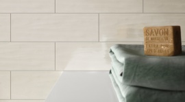 Małe płytki – wielkie możliwości aranżacji. Opoczno proponuje płytki jak cegiełk Dom, LIFESTYLE - Kolekcje Bachata, Corn, Salsa i Metro Style w formatach 10x30 w czterech odsłonach to najnowsza propozycja w ofercie marki Opoczno, która pomoże stworzyć piękne i oryginalne wnętrze.