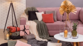 3 kolory, które ożywią Twoje wnętrze wiosną Dom, LIFESTYLE - Wiosna w pełni, wszystko rozkwita, a w Twoim mieszkaniu wciąż czuć zimowy chłód? Pora to zmienić! Zacznij od małej metamorfozy, dzięki której wprowadzisz do czterech kątów odrobinę świeżości, wyrazistych barw i wiosennego klimatu.