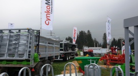 Targowy maraton Cynkometu Rolnictwo, BIZNES - Litwa, Niemcy, Węgry, Serbia, Czechy i Rumunia – to kraje, które ostatnio odwiedził Cynkomet, prezentując na tamtejszych targach swoje najnowsze maszyny rolnicze. Efekty targowej ekspansji już są widoczne – kolejny rok spółka podwaja przychody z eksportu.