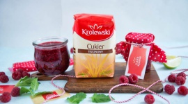 Lato zamknięte w słoiku Dom, LIFESTYLE - Delektując się świeżymi owocami wielu z nas myśli o tym, aby zatrzymać czas i móc celebrować najcieplejszą porę roku jak najdłużej. Jak to zrobić? Proponujemy zamknąć lato szczelnie w słoiku i otwierać zawsze, kiedy za nim zatęsknimy.