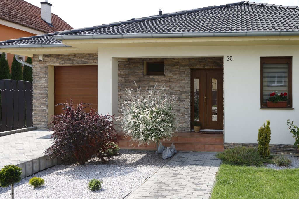 Mocne wejście ” kilka pomysłów na aranżację strefy wejściowej