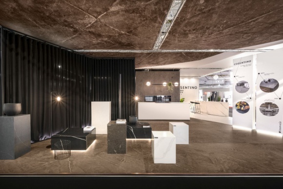 Jak zaprojektować stoisko targowe? Dom, LIFESTYLE - Każdy, kto choć raz wystawiał się na targach, wie, jak trudne i wymagające jest stworzenie przyciągającego uwagę stoiska, spójnego z wizerunkiem firmy i jej celami marketingowymi.