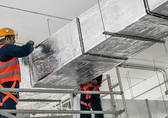 Nowość od firmy Armacell! Armaflex Duct Plus AL – trwała izolacja Dom, LIFESTYLE - Wybierając izolację kanałów wentylacyjnych zwykle skupiamy się na parametrach technicznych określających grubość, efektywność energetyczną czy poziom ochrony przed kondensacją.