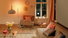 Kupujemy nowe oświetlenie Dom, LIFESTYLE - Czy jest oszczędniejszy od klasycznej żarówki? Oczywiście – znacząco! Czy będzie służył dłużej? Tak – wielokrotnie! Czy bardziej szkodzi oczom? Nie – jeśli kupisz odpowiedni produkt. Jak wybrać odpowiednie źródło światła LED? Oto garść konkretnych podpowiedzi.