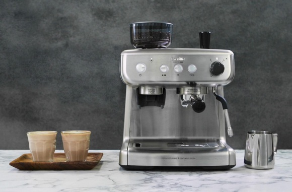 Breville prezentuje nowy ekspres do kawy Dom, LIFESTYLE - Breville, producent wysokiej jakości sprzętów AGD, wprowadza do swojej oferty nowoczesny ekspres do kawy. Łączy on w sobie zaawansowane rozwiązania technologiczne z wyszukanym wzornictwem.