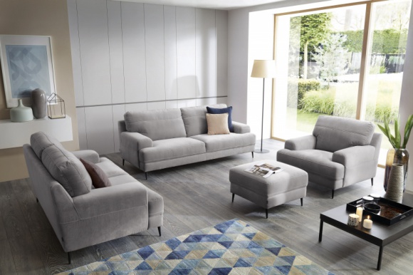 Narożnik czy sofa z fotelem? Dowiedz się co wybrać. Dom, LIFESTYLE - Salon, zwany także pokojem dziennym, lub gościnnym, spełni swoją funkcję tylko wtedy, gdy wyposażymy go w wygodne meble wypoczynkowe.