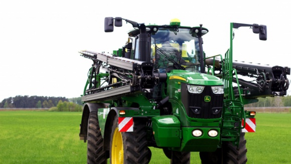 Dobry opryskiwacz samojezdny, czyli jaki?