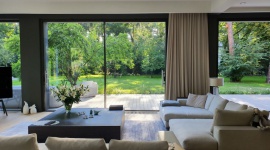 Współczesne rezydencje – spotkanie online z arch. Aleksandrem Jankowskim Dom, LIFESTYLE - Czym są współczesne rezydencje? Czego od nich oczekujemy? Jakie miejsce w koncepcjach projektowych przestrzeni mieszkalnych zajmuje dziś sztuka? Na te i inne pytania odpowiedzą Ewa Mierzejewska i arch.