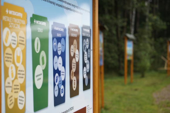 Składowisko odpadów Amest Otwock otwiera się na zwiedzających BIZNES, Ochrona środowiska - Rusza Akademia Ekologiczna Amest Otwock, której częścią jest otwarcie się składowiska na zwiedzających. Zorganizowane grupy dzieci i młodzieży już niebawem będą mogły na własne oczy zobaczyć, jak wygląda proces przetwarzania śmieci.