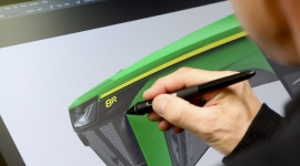 Lifting rodem z Kalifornii, czyli jak John Deere tworzył nowe maszyny z designer Rolnictwo, BIZNES - Premiera najnowszego ciągnika John Deere to wydarzenie nie tylko wyjątkowe dla branży, ale też unikalne z innego powodu – nowe maszyny zostały zaprojektowane przy współpracy z designerami BMW z Kalifornii.