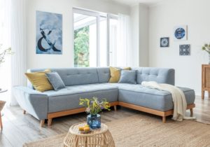 GALERIA_WNETRZ_DOMAR_dazzling_daisy_naroznik_rozkladany Piękna pogoda, rozkwitające rośliny oraz dużo weselsza kolorystyka – Zaproś wiosnę do swojego wnętrza!